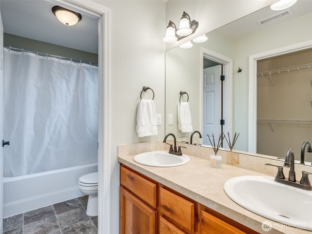 126 Stone Court, Kalama, WA 98625