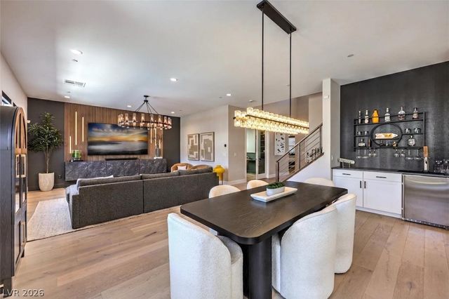 10214 Sequoia Glen Avenue, Las Vegas, NV 89166