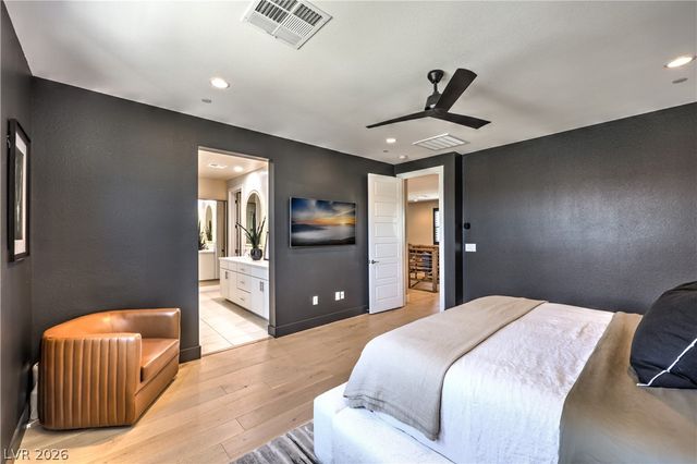 10214 Sequoia Glen Avenue, Las Vegas, NV 89166