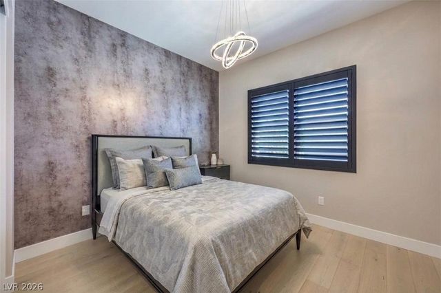 10214 Sequoia Glen Avenue, Las Vegas, NV 89166