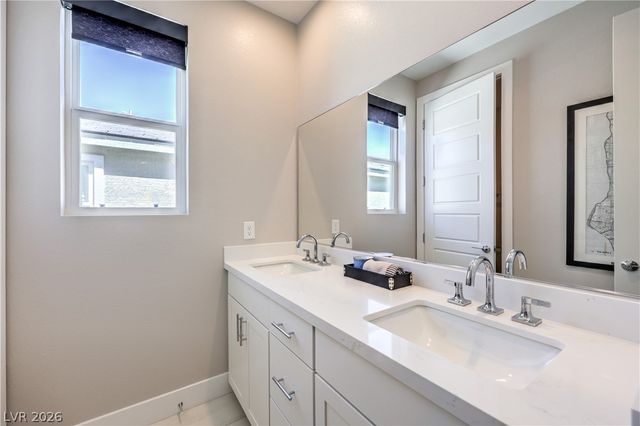 10214 Sequoia Glen Avenue, Las Vegas, NV 89166