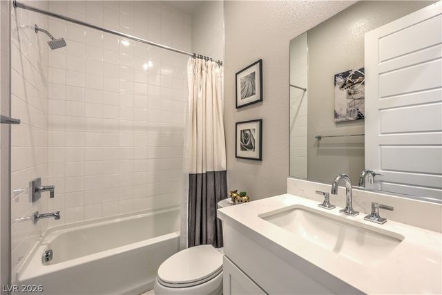 10214 Sequoia Glen Avenue, Las Vegas, NV 89166