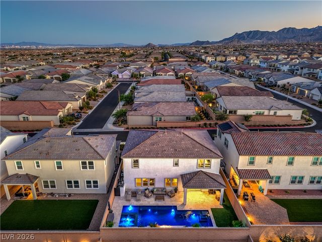 10214 Sequoia Glen Avenue, Las Vegas, NV 89166