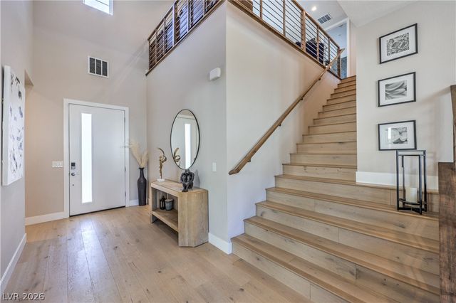 10214 Sequoia Glen Avenue, Las Vegas, NV 89166