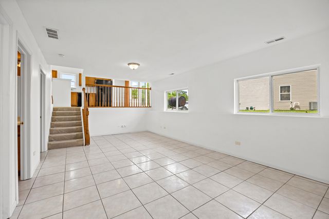 1730 Kenicott Court, Plainfield, IL 60586