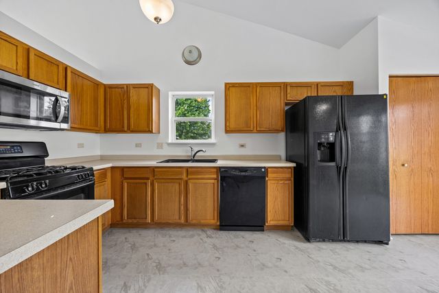 1730 Kenicott Court, Plainfield, IL 60586