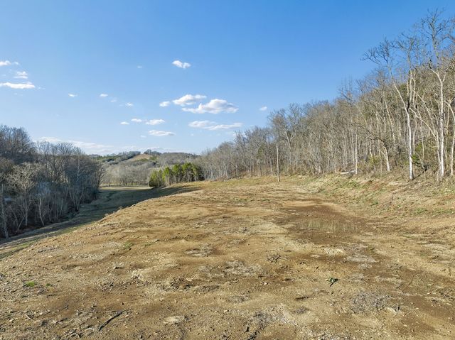 215 Hickman Creek Road S, Hickman, TN 38567