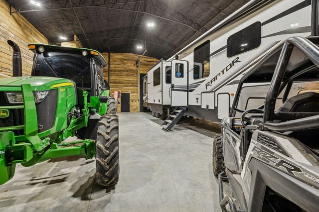 215 Hickman Creek Road S, Hickman, TN 38567