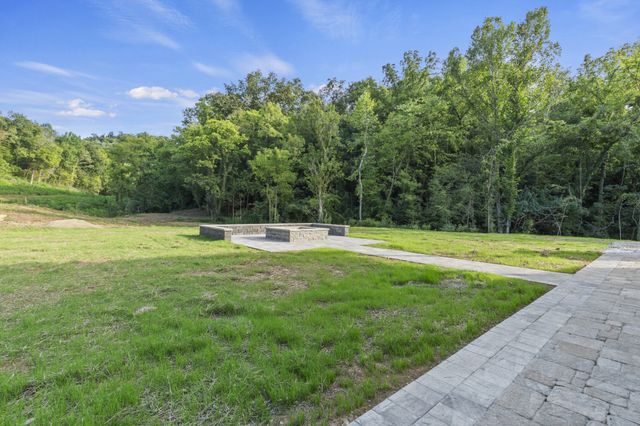 215 Hickman Creek Road S, Hickman, TN 38567