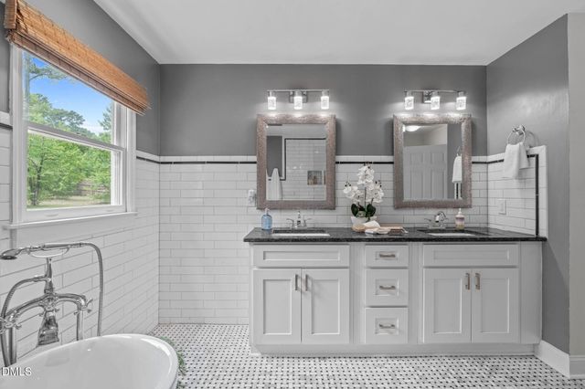519 Us-70, Hillsborough, NC 27278