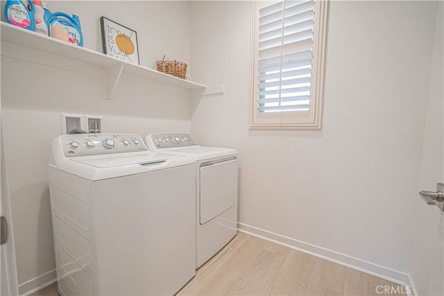 28824 Rise Court, Canyon Country, CA 91350