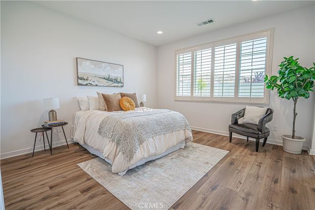 28824 Rise Court, Canyon Country, CA 91350