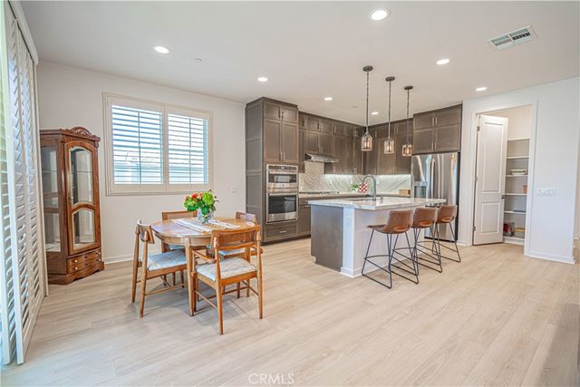 28824 Rise Court, Canyon Country, CA 91350