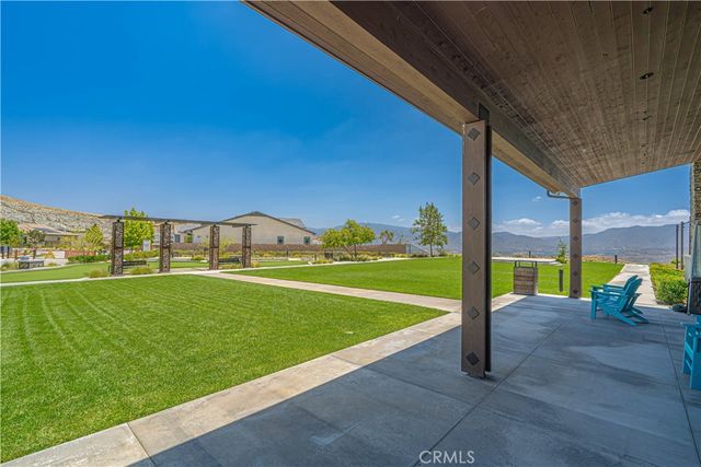 28824 Rise Court, Canyon Country, CA 91350