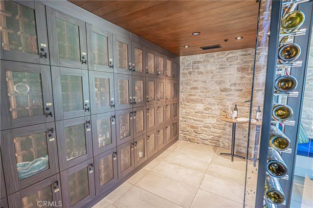 28824 Rise Court, Canyon Country, CA 91350