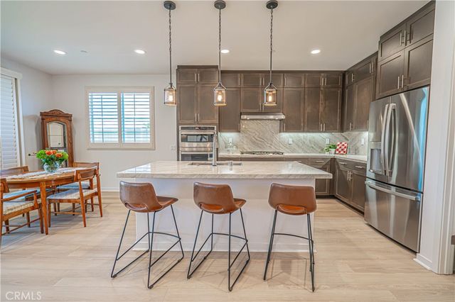 28824 Rise Court, Canyon Country, CA 91350