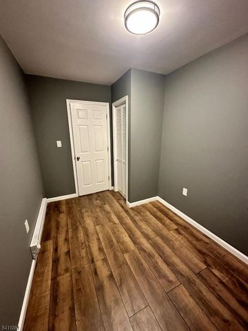 146 20Th Ave, Paterson City, NJ 07501