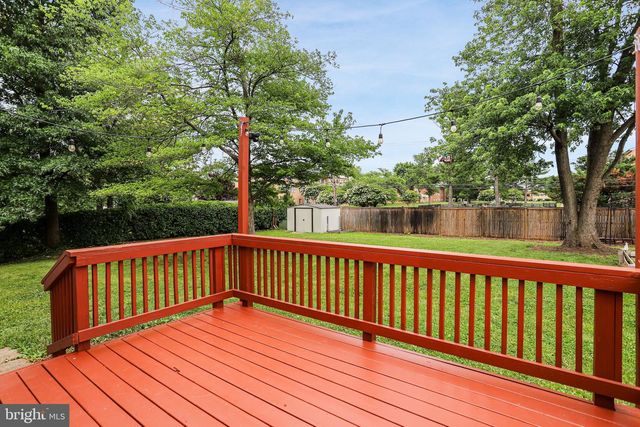 105 APPLETREE DR NE, Leesburg, VA 20176