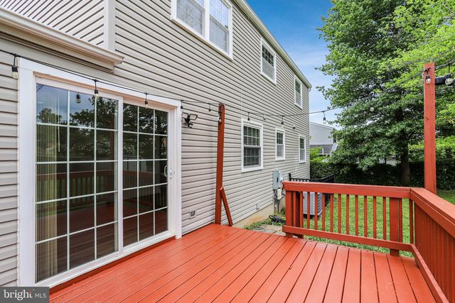 105 APPLETREE DR NE, Leesburg, VA 20176