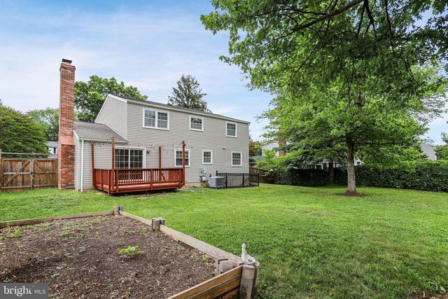 105 APPLETREE DR NE, Leesburg, VA 20176