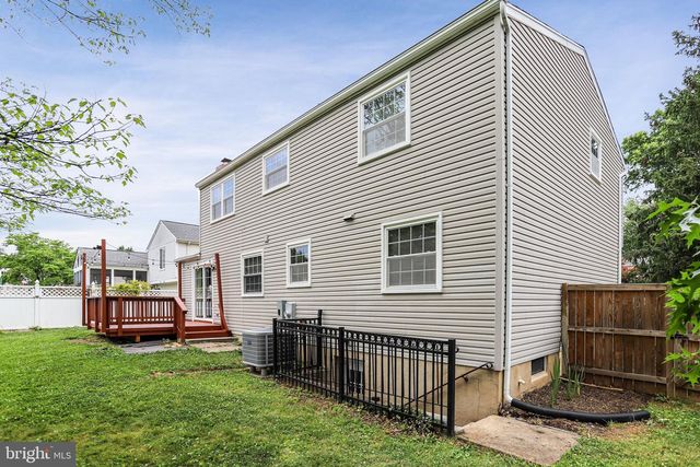 105 APPLETREE DR NE, Leesburg, VA 20176