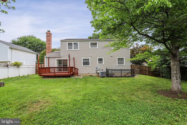 105 APPLETREE DR NE, Leesburg, VA 20176