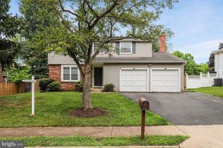 105 APPLETREE DR NE, Leesburg, VA 20176