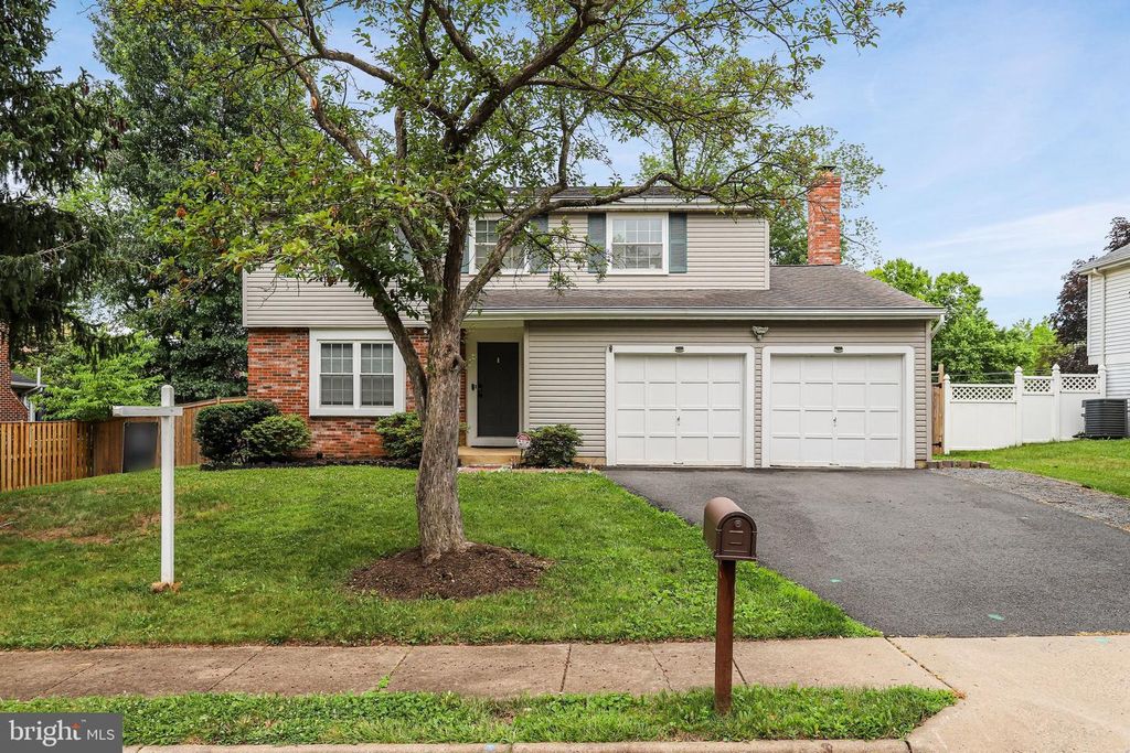 105 APPLETREE DR NE, Leesburg, VA 20176