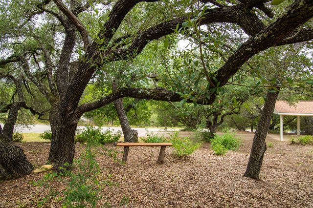 21900 Moulin DR, Spicewood, TX 78669