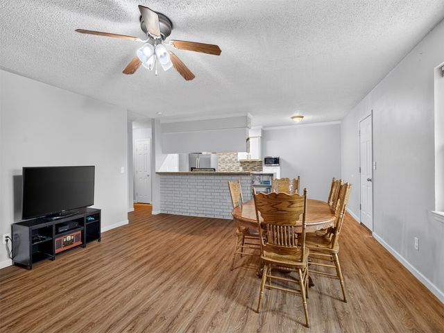 21424 E 32nd Place S, Broken Arrow, OK 74014
