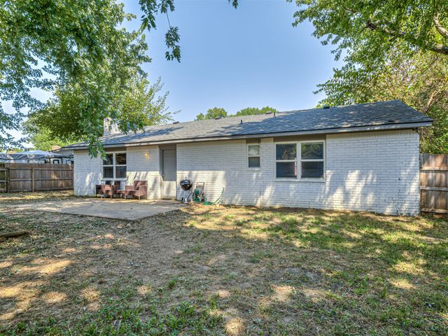 21424 E 32nd Place S, Broken Arrow, OK 74014