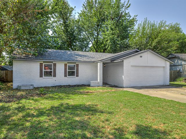 21424 E 32nd Place S, Broken Arrow, OK 74014