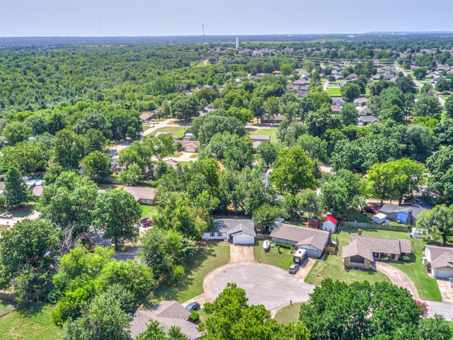 21424 E 32nd Place S, Broken Arrow, OK 74014