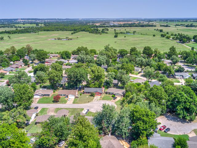 21424 E 32nd Place S, Broken Arrow, OK 74014