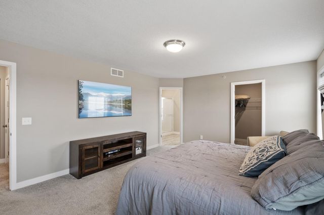 19000 72nd Place N, Maple Grove, MN 55311