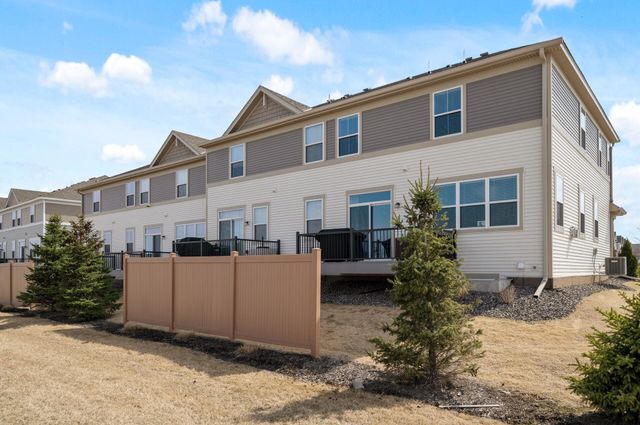 19000 72nd Place N, Maple Grove, MN 55311