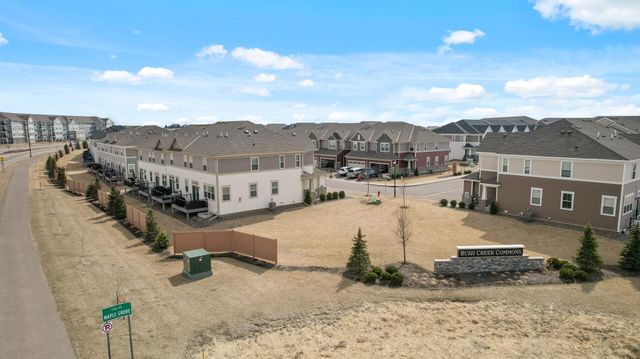 19000 72nd Place N, Maple Grove, MN 55311