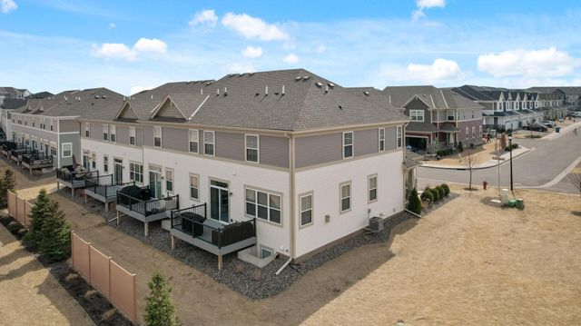 19000 72nd Place N, Maple Grove, MN 55311