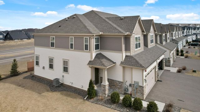 19000 72nd Place N, Maple Grove, MN 55311