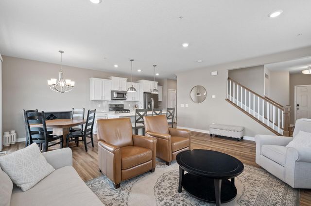 19000 72nd Place N, Maple Grove, MN 55311