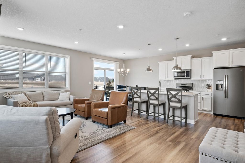 19000 72nd Place N, Maple Grove, MN 55311