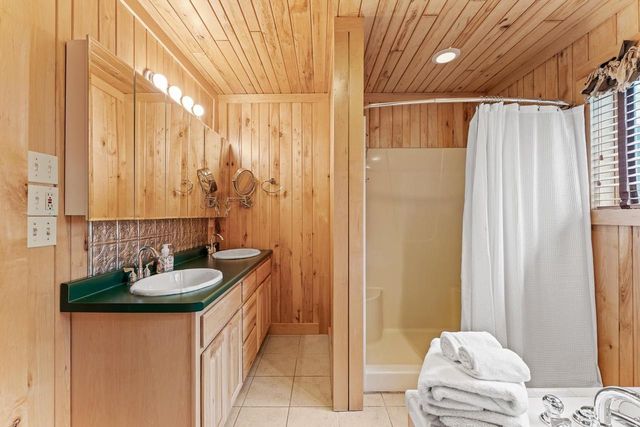 S2025 Park Lane, Reedsburg, WI 53959