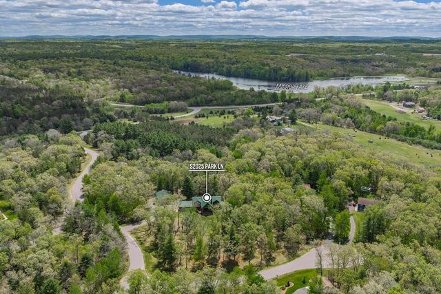 S2025 Park Lane, Reedsburg, WI 53959