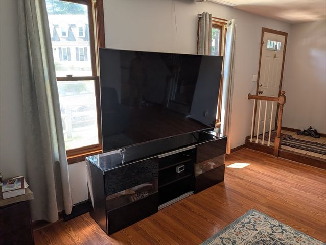 215 Wellman Ave 215, Chelmsford, MA 01863