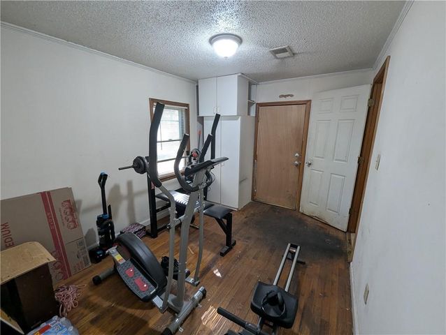 9719 W 53rd Street, Shawnee, KS 66203