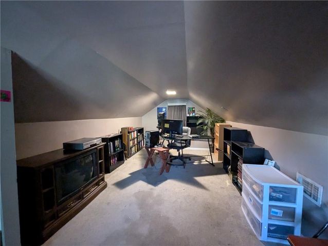 9719 W 53rd Street, Shawnee, KS 66203