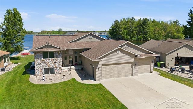 4984 Dunbar Court, Butman Twp, MI 48624