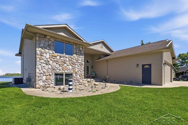 4984 Dunbar Court, Butman Twp, MI 48624