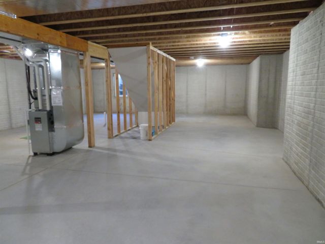 68463 Falcons Lair Lane, New Paris, IN 46553