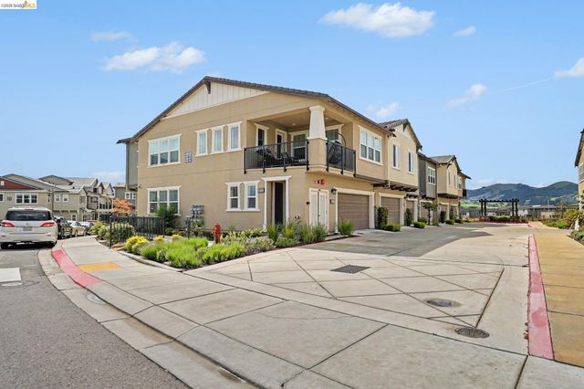 18210 Argento Loop, San Ramon, CA 94583